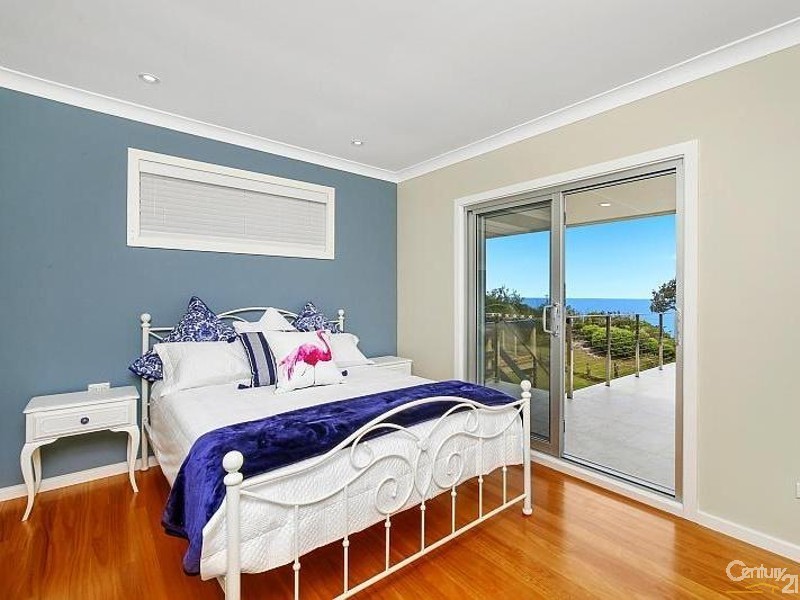 5 NORTH SCENIC ROAD, Forresters Beach NSW 2260