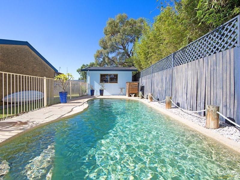 117  EASTERN ROAD, Bateau Bay NSW 2261