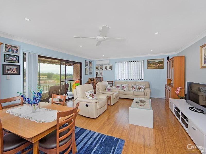 117  EASTERN ROAD, Bateau Bay NSW 2261