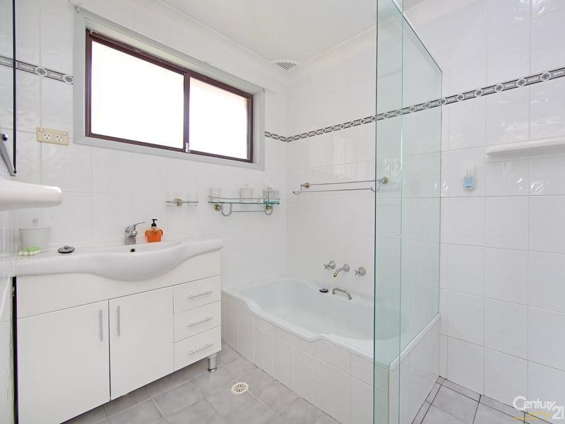 117 Eastern Road, Bateau Bay NSW 2261