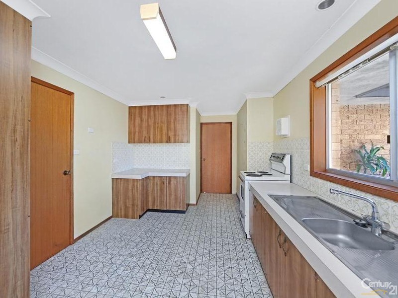 1/6a Charlton Ave, Toowoon Bay NSW 2261