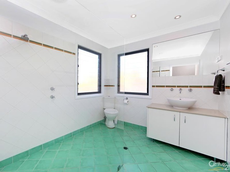 1B Maas Parade, Forresters Beach NSW 2260