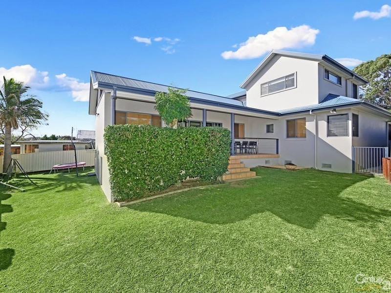1B Maas Parade, Forresters Beach NSW 2260