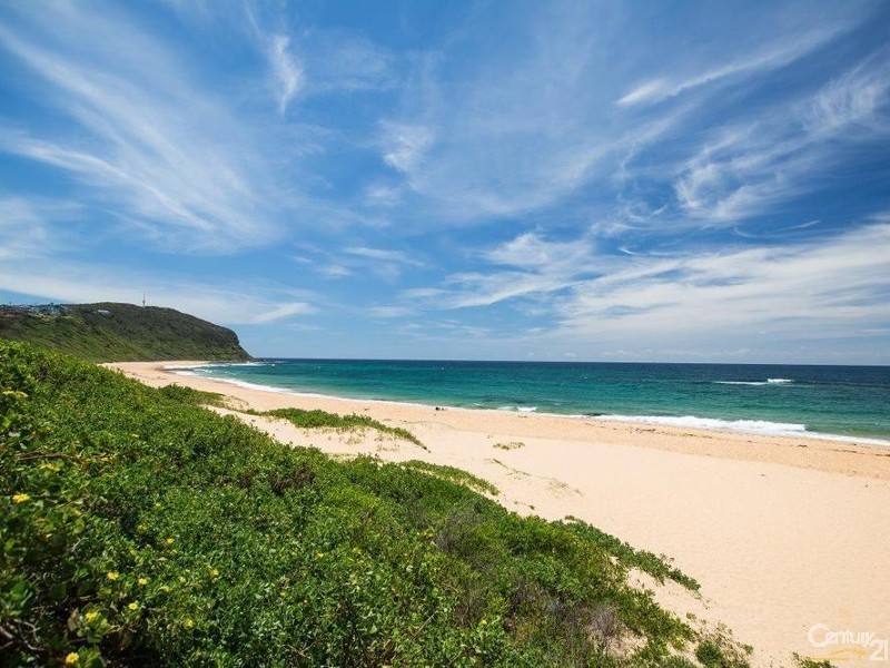 17 Noorong Avenue, Forresters Beach NSW 2260