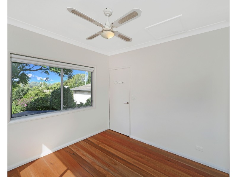 10 Warrina Street, Wamberal NSW 2260