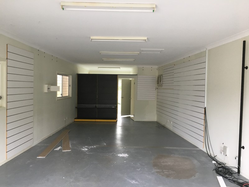 955 The Entrance Road, Forresters Beach NSW 2260