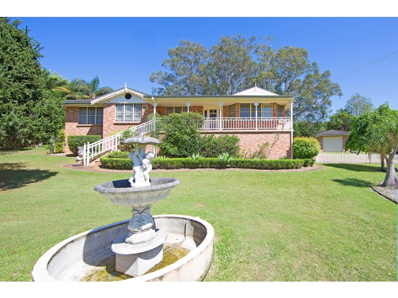 4 Bangalow Close, Tumbi Umbi NSW 2261