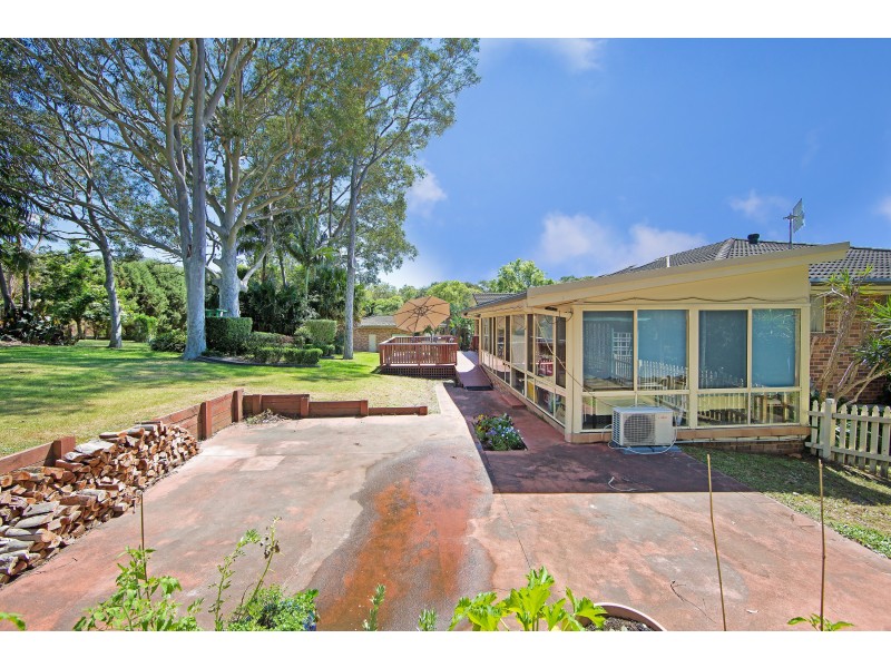 4 Bangalow Close, Tumbi Umbi NSW 2261