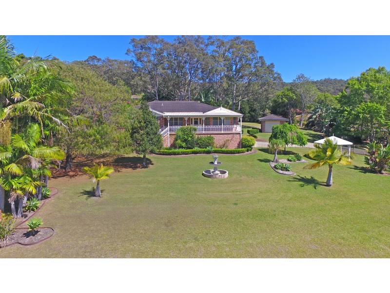 4 Bangalow Close, Tumbi Umbi NSW 2261