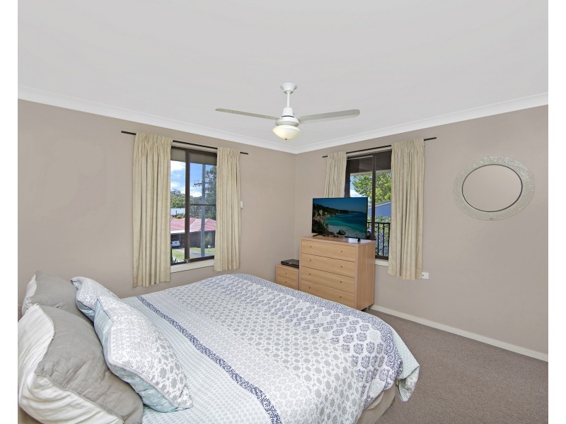 3 Montah Avenue, Berkeley Vale NSW 2261
