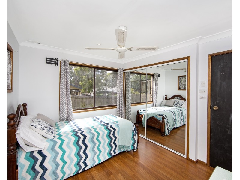 2  Montah Avenue, Berkeley Vale NSW 2261