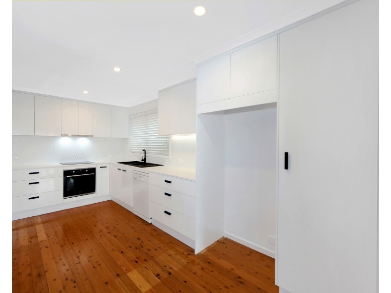 21 Joan Street, Forresters Beach NSW 2260
