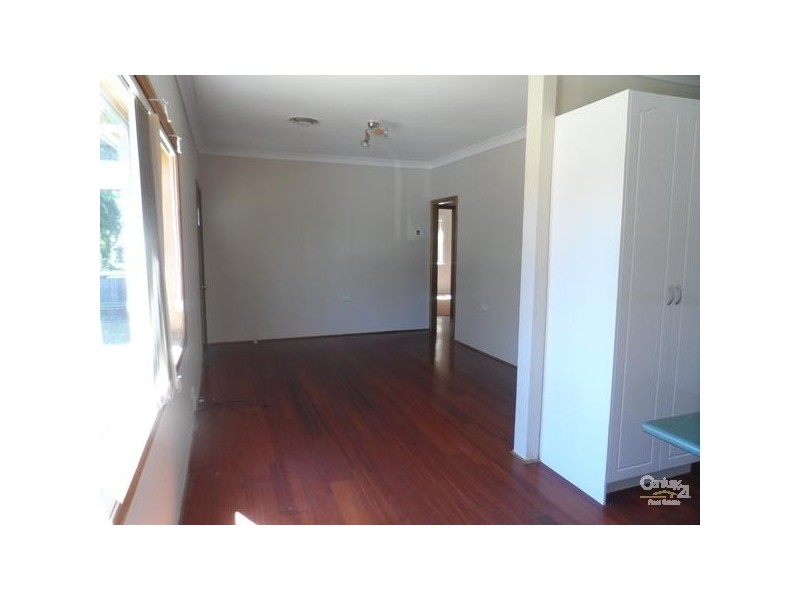 60 Thirteenth Street, Warragamba NSW 2752