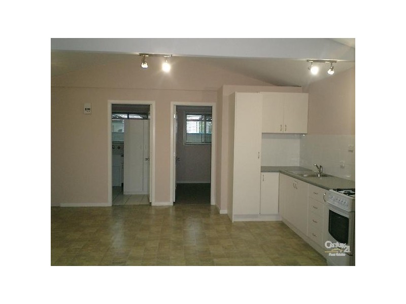 33 Third Street, Warragamba NSW 2752