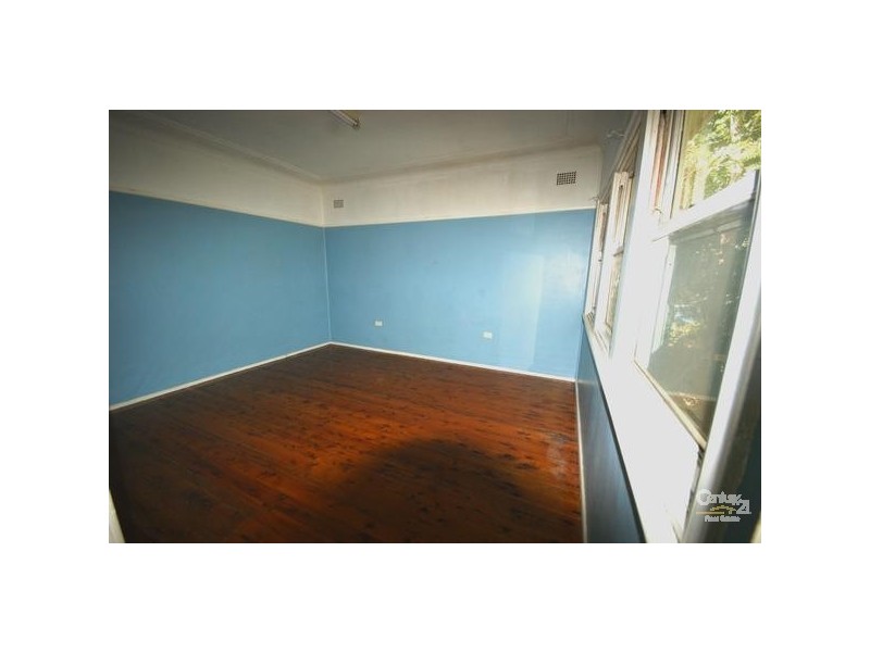 18 Layton Avenue, Blaxland NSW 2774