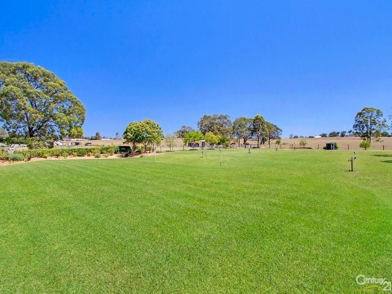 37 Greenhills Drive, Silverdale NSW 2752