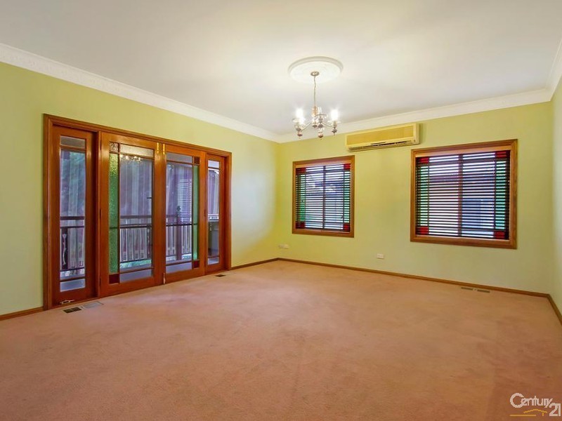 5  Ninth Street, Warragamba NSW 2752