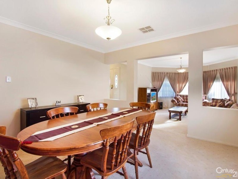 4 McAuliffe Place, Silverdale NSW 2752