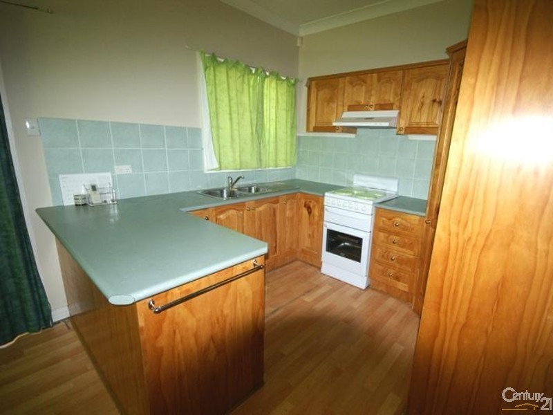 40 Third Street, Warragamba NSW 2752