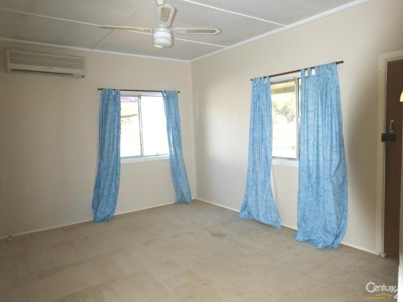 40 Third Street, Warragamba NSW 2752