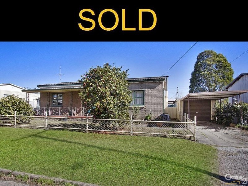 25 Third Street, Warragamba NSW 2752