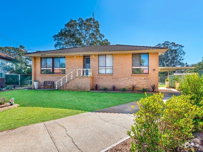 7 Denton Place, Wallacia NSW 2745