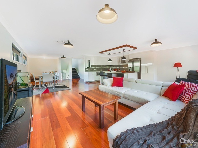 8B Shelley Road, Wallacia NSW 2745