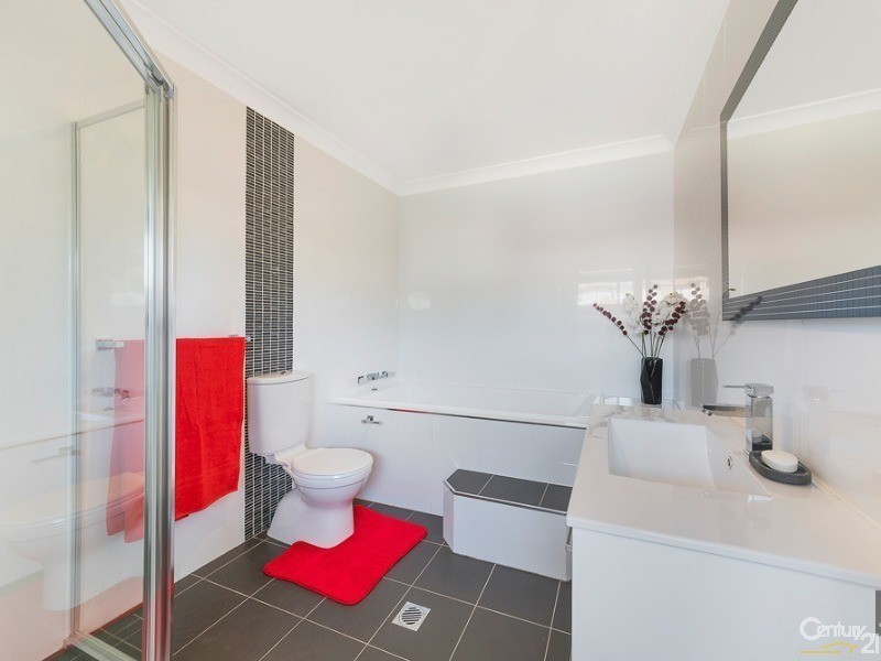 8B Shelley Road, Wallacia NSW 2745