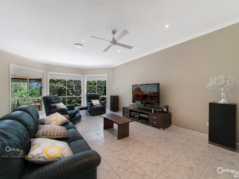 7 Waterhouse Drive, Silverdale NSW 2752