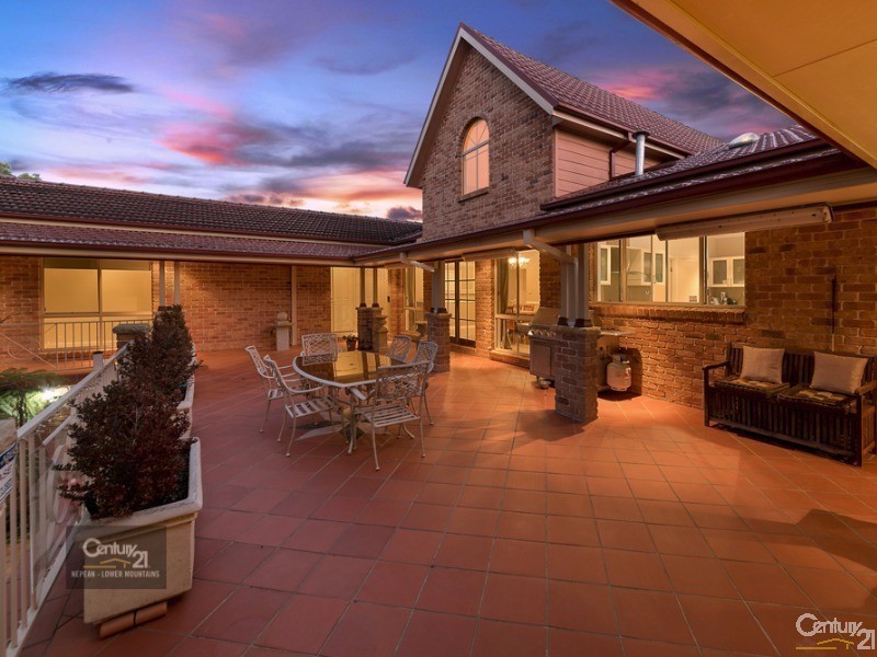 2 Davenport Drive, Wallacia NSW 2745