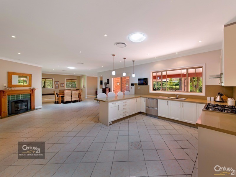 2 Davenport Drive, Wallacia NSW 2745