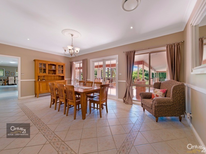 2 Davenport Drive, Wallacia NSW 2745