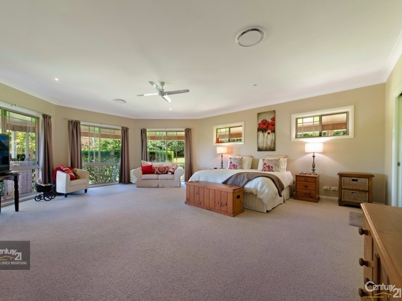 2 Davenport Drive, Wallacia NSW 2745