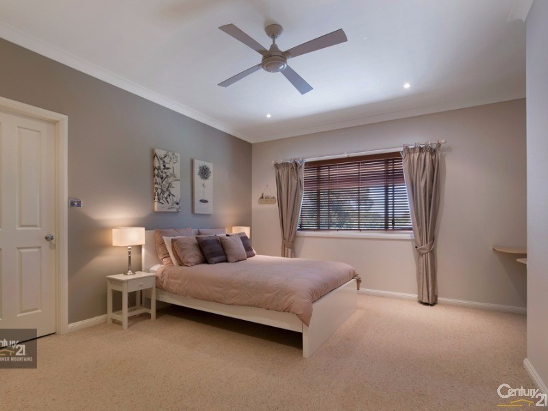 2 Davenport Drive, Wallacia NSW 2745