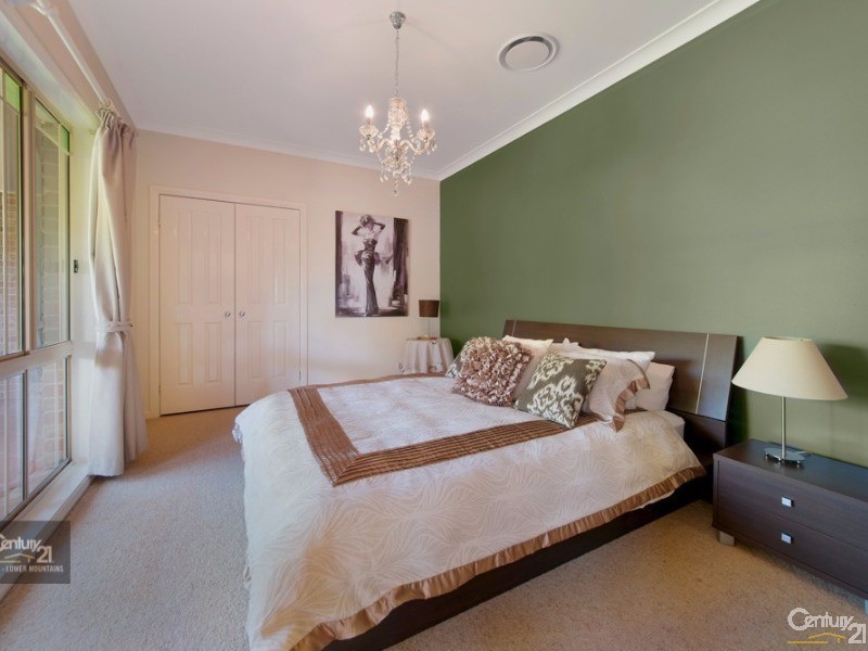 2 Davenport Drive, Wallacia NSW 2745