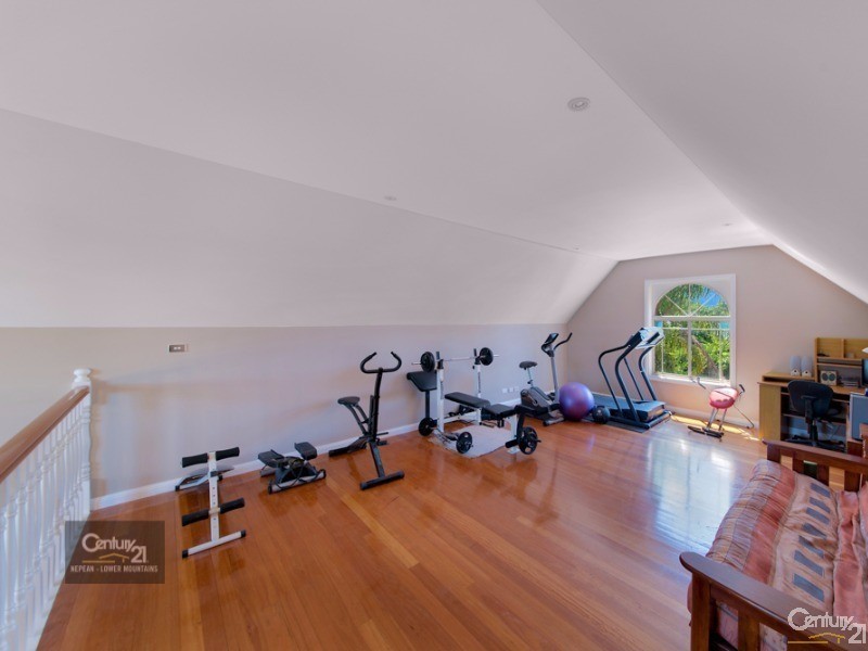 2 Davenport Drive, Wallacia NSW 2745