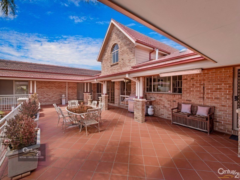 2 Davenport Drive, Wallacia NSW 2745