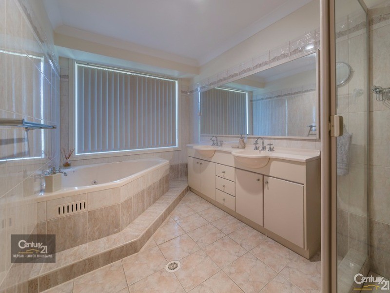 16 Dales Road, Silverdale NSW 2752