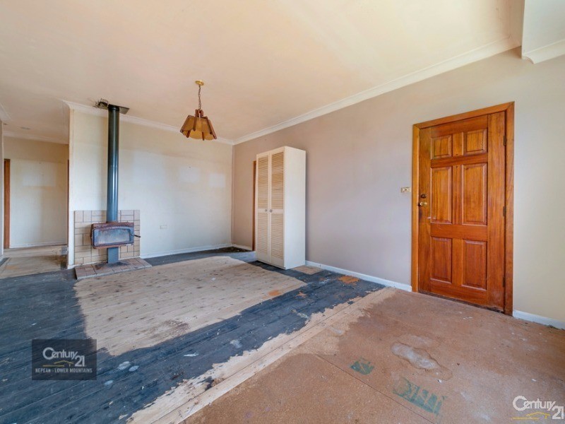 39 Second Street, Warragamba NSW 2752