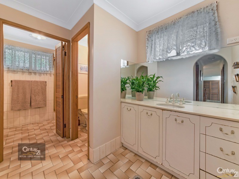 18 Park Road, Wallacia NSW 2745