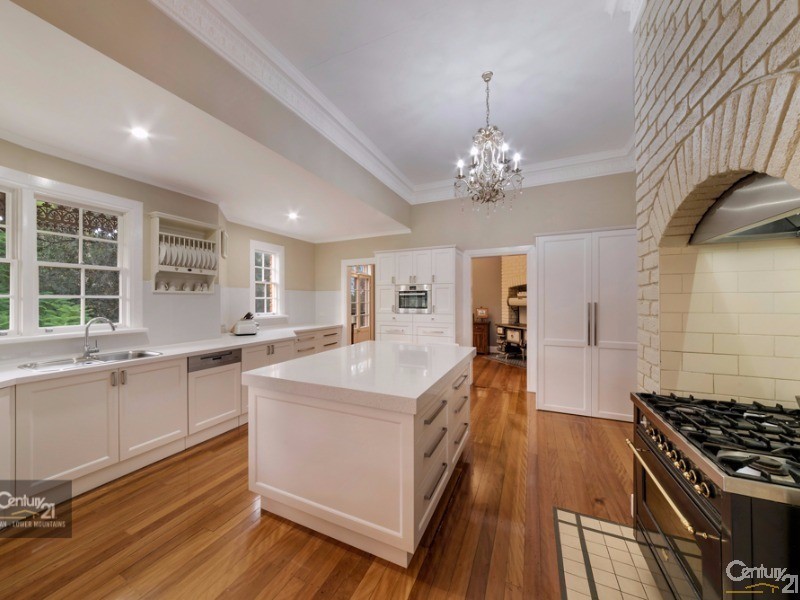 1586 Greendale Road, Wallacia NSW 2745