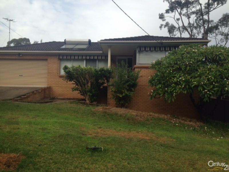 4 Maunder Place, Warragamba NSW 2752