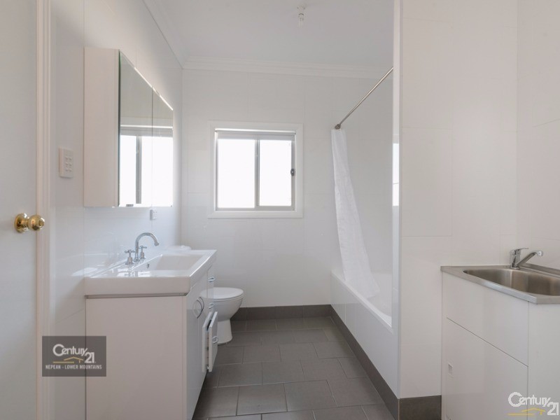 72 Second Street, Warragamba NSW 2752