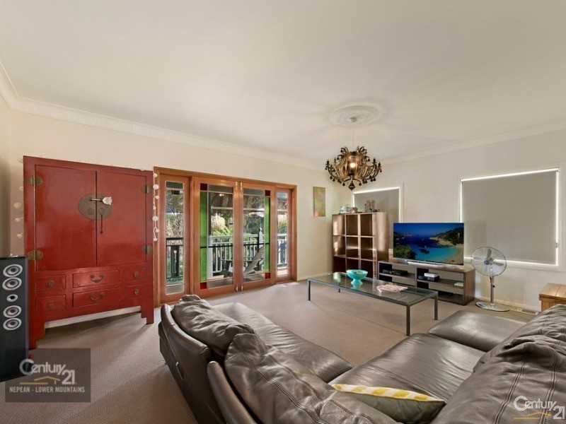 5 Ninth Street, Warragamba NSW 2752