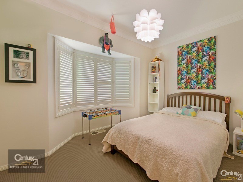 5 Ninth Street, Warragamba NSW 2752