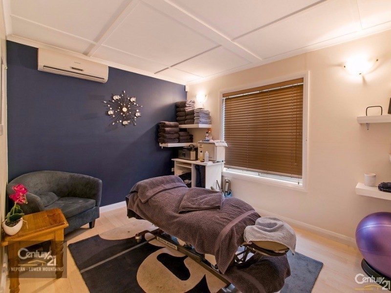 18 Lucy Street, Kingswood NSW 2747