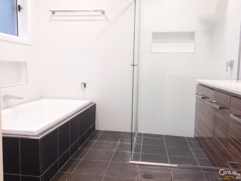 17 Hillside Avenue, Glenbrook NSW 2773