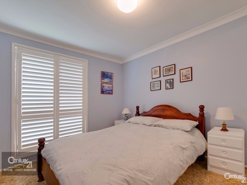 13 Green Street, Wallacia NSW 2745