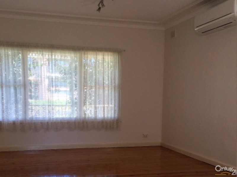 13 Roma Avenue, Wallacia NSW 2745