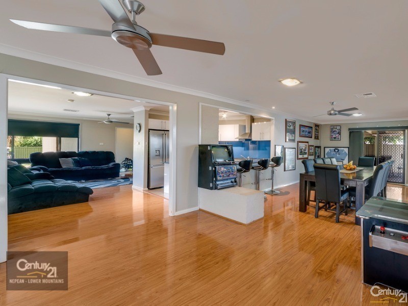 9 Schoolhouse Road, Regentville NSW 2745